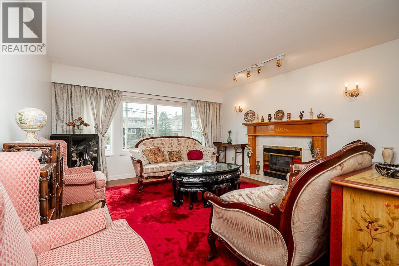 Photo 26 of 7823 Elwell Street, Burnaby BC
