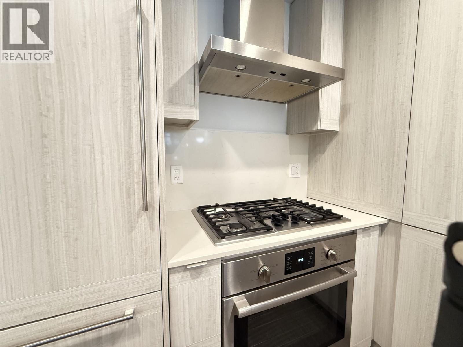 TH104 2351 BETA AVENUE, Burnaby