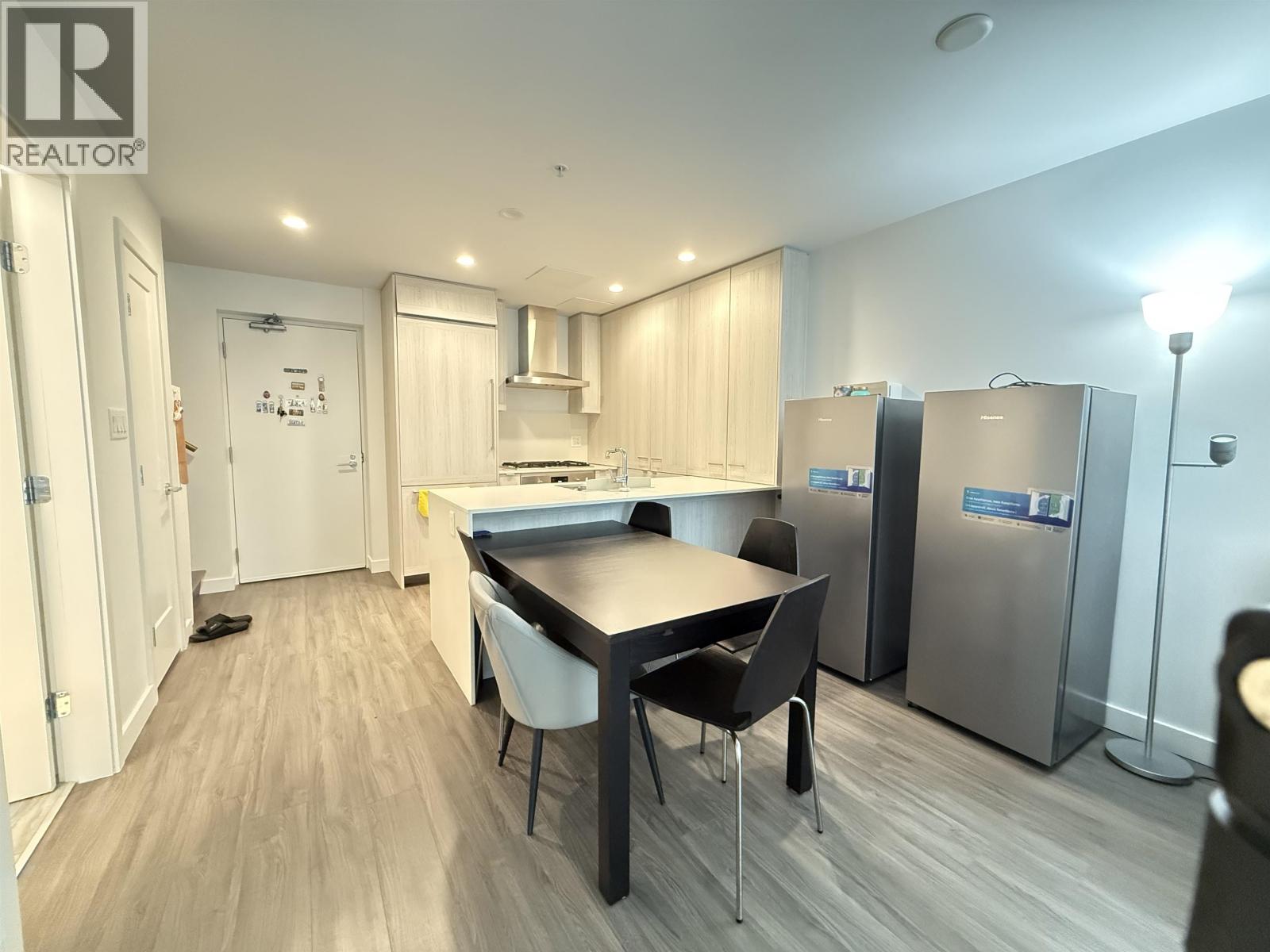TH104 2351 BETA AVENUE, Burnaby