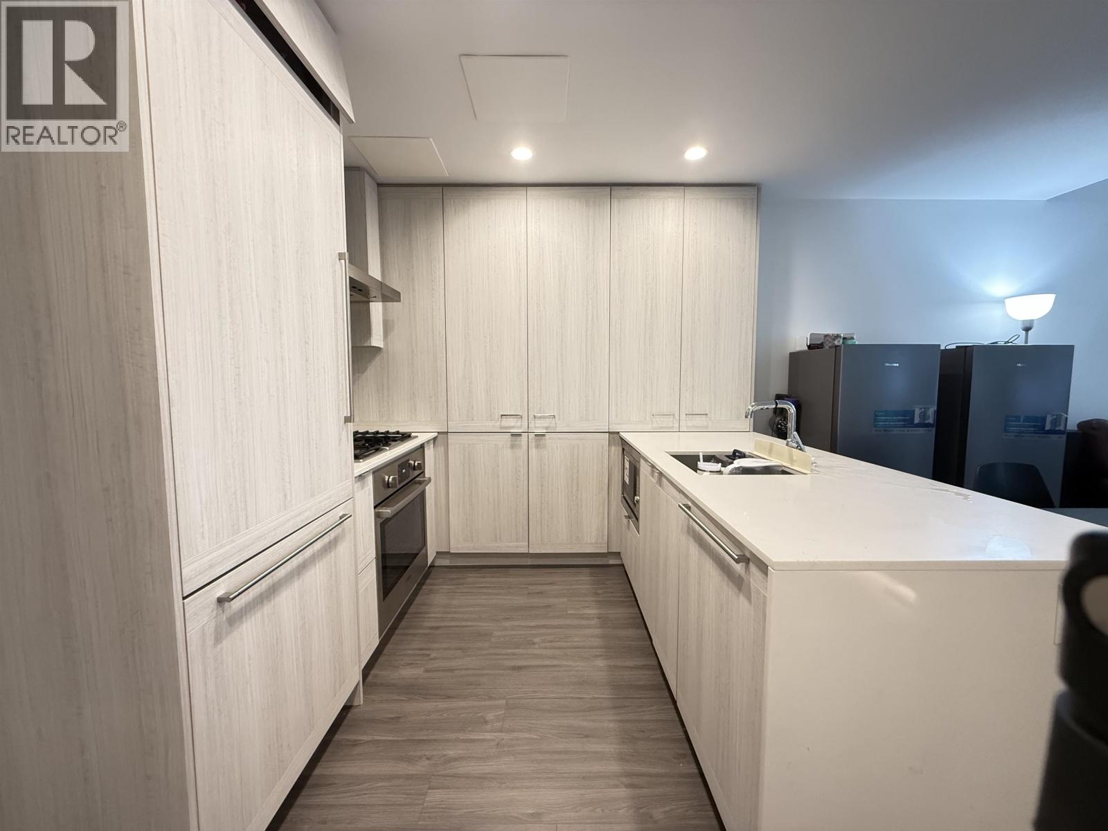 TH104 2351 BETA AVENUE, Burnaby