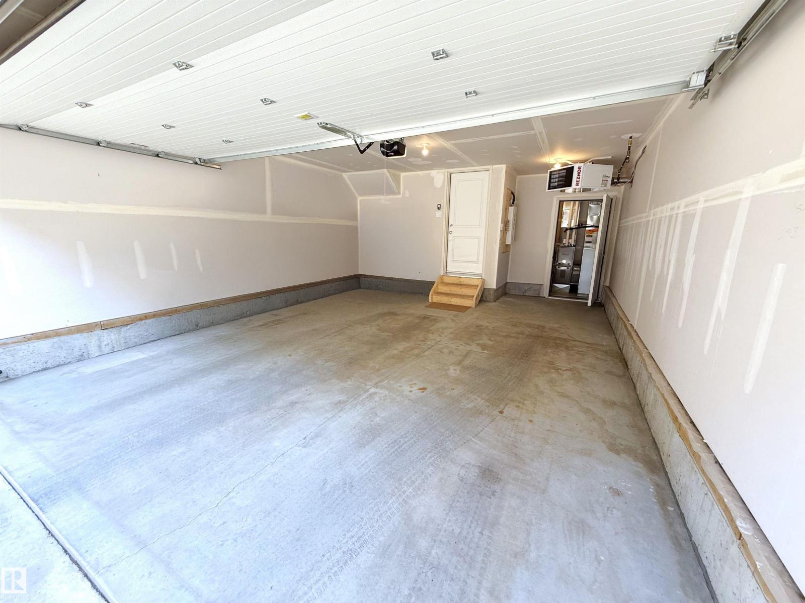 Photo 12 of 95 50 Mclaughlin Dr, Spruce Grove AB