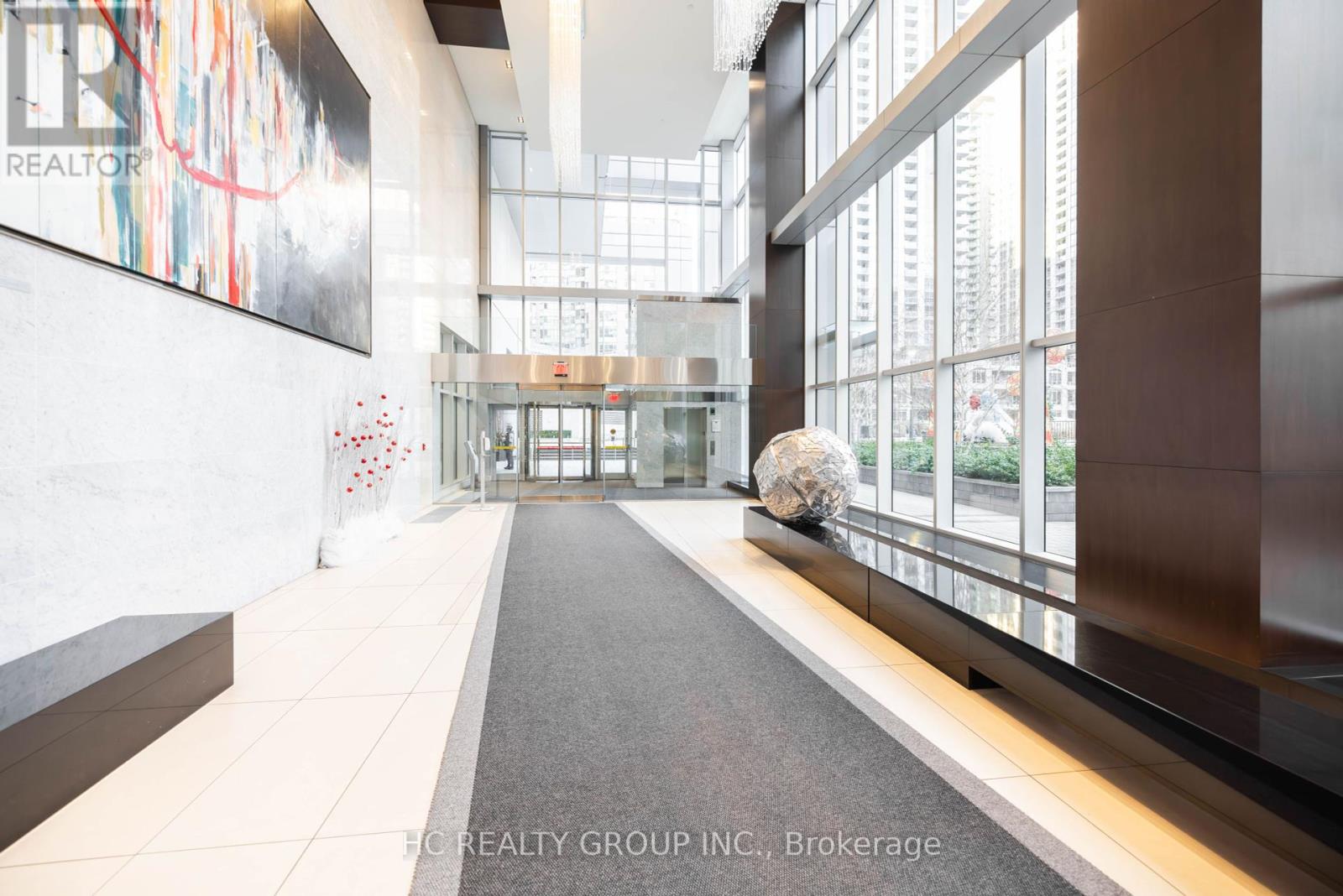 Photo 25 of 819 386 Yonge Street, Toronto ON