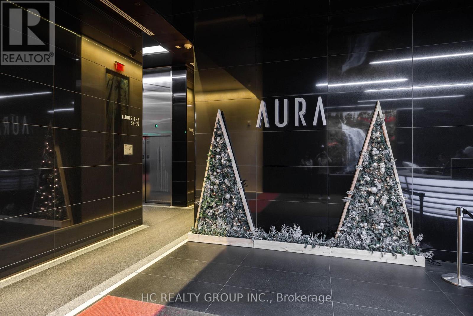 Photo 11 of 819 386 Yonge Street, Toronto ON