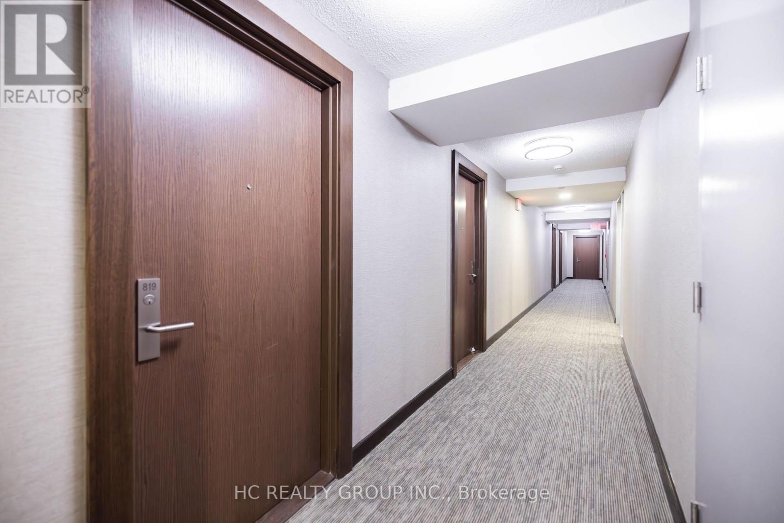 Photo 9 of 819 386 Yonge Street, Toronto ON