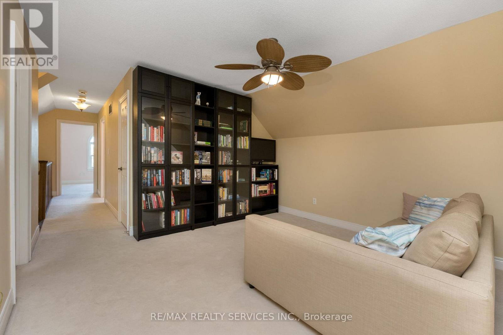 Photo 25 of 74 North Riverdale Drive, Caledon ON