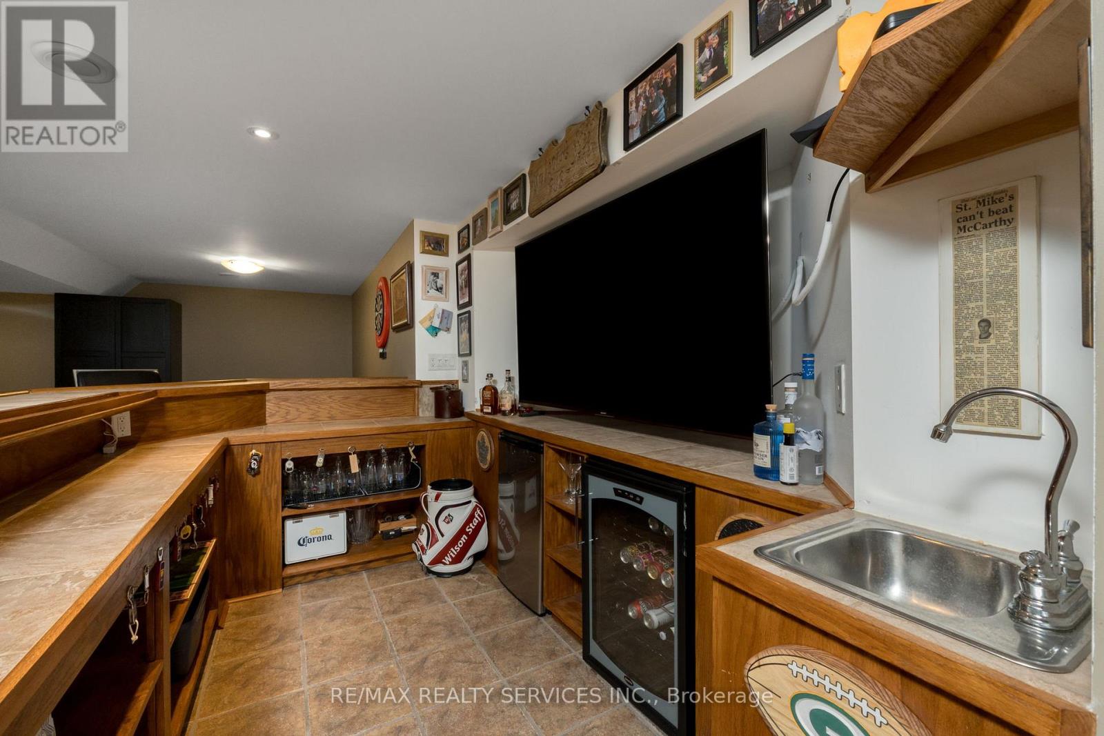 Photo 33 of 74 North Riverdale Drive, Caledon ON