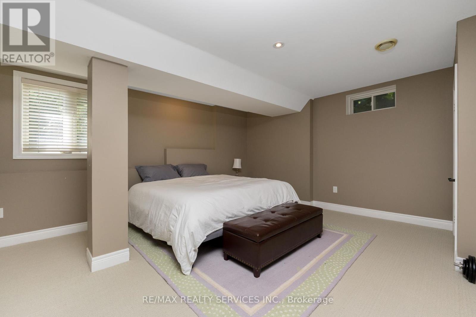 Photo 38 of 74 North Riverdale Drive, Caledon ON