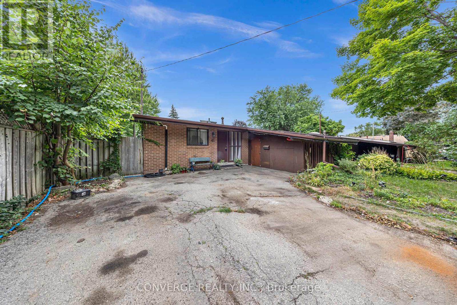 Photo 1 of 41 Brookridge Drive, Toronto ON