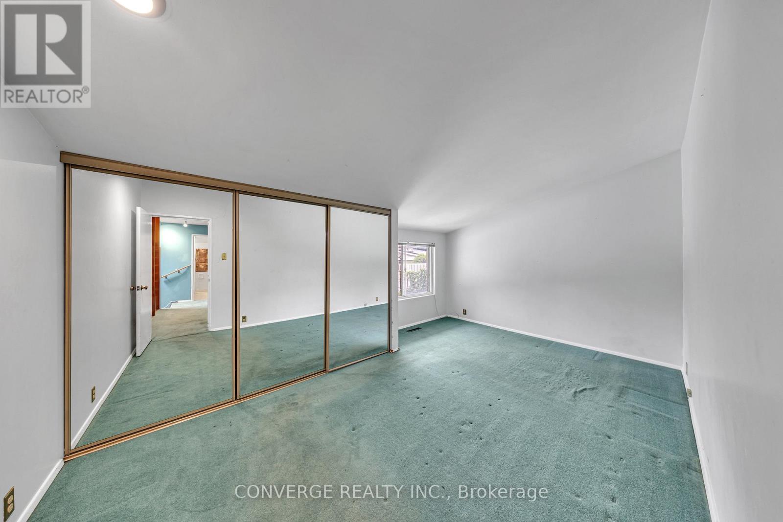 Photo 17 of 41 Brookridge Drive, Toronto ON