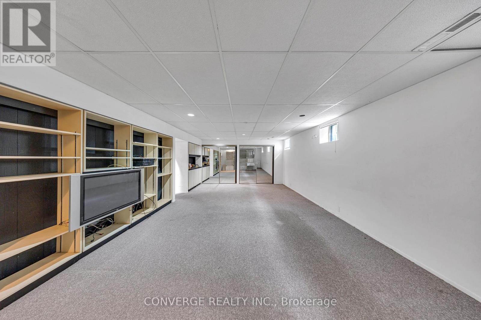Photo 24 of 41 Brookridge Drive, Toronto ON