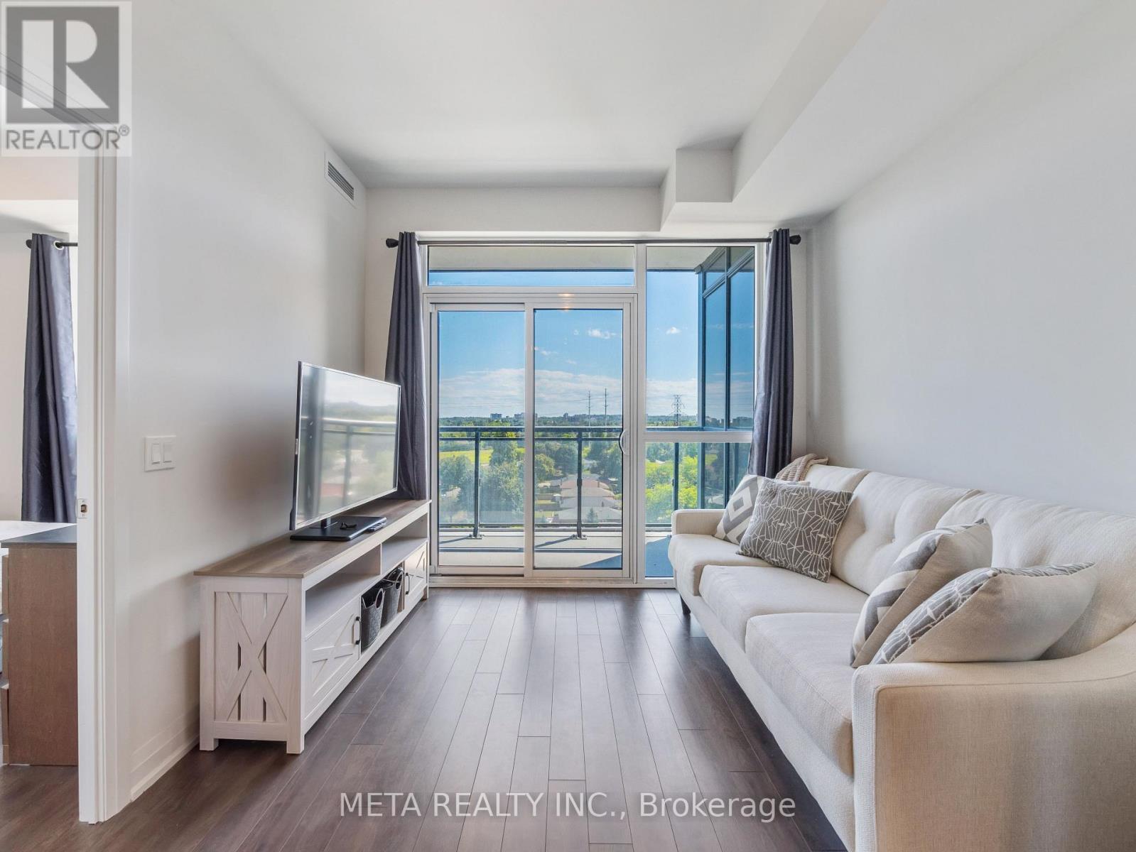 Photo 6 of 908 10 Meadowglen Place E, Toronto ON