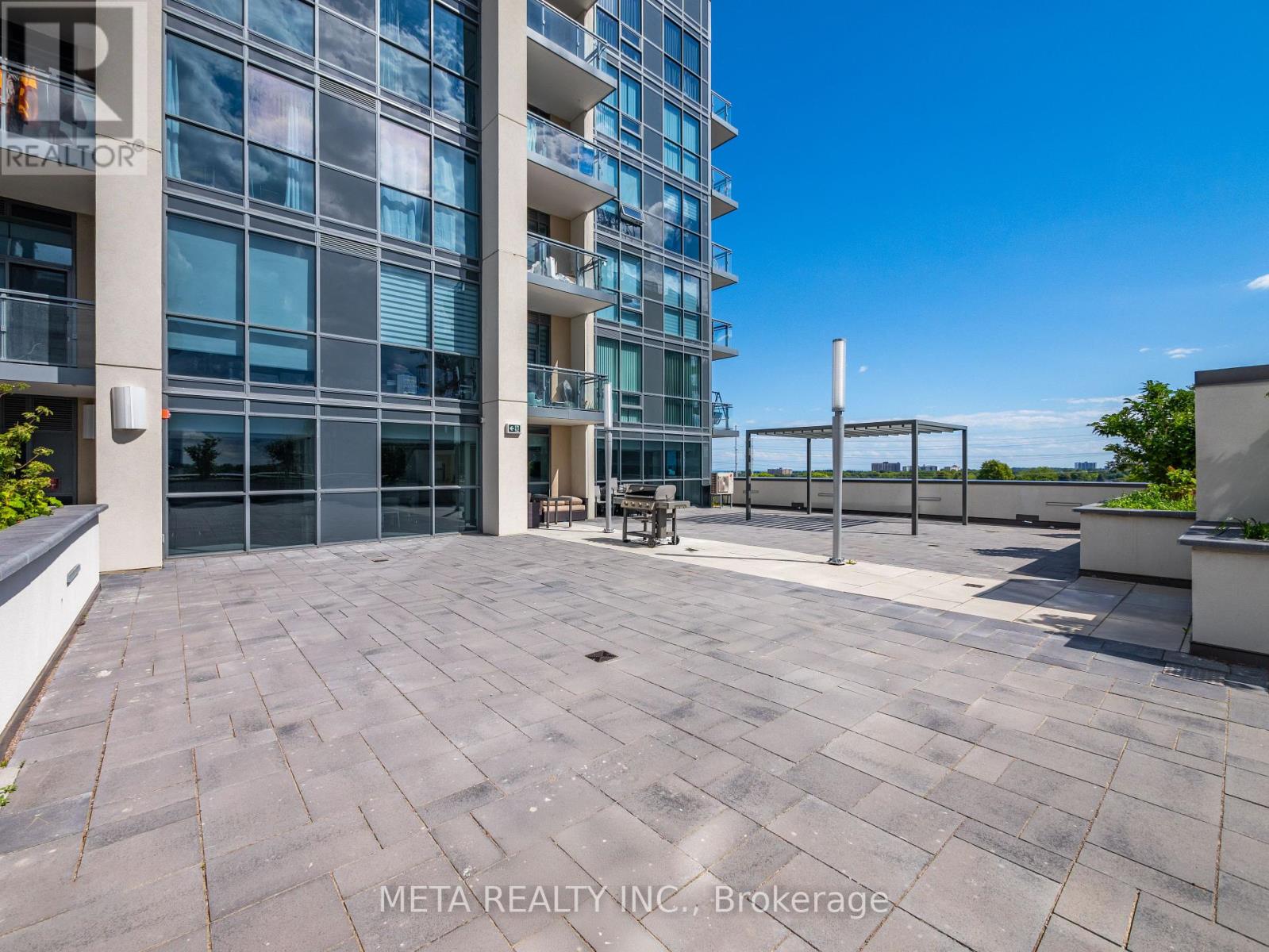 Photo 21 of 908 10 Meadowglen Place E, Toronto ON