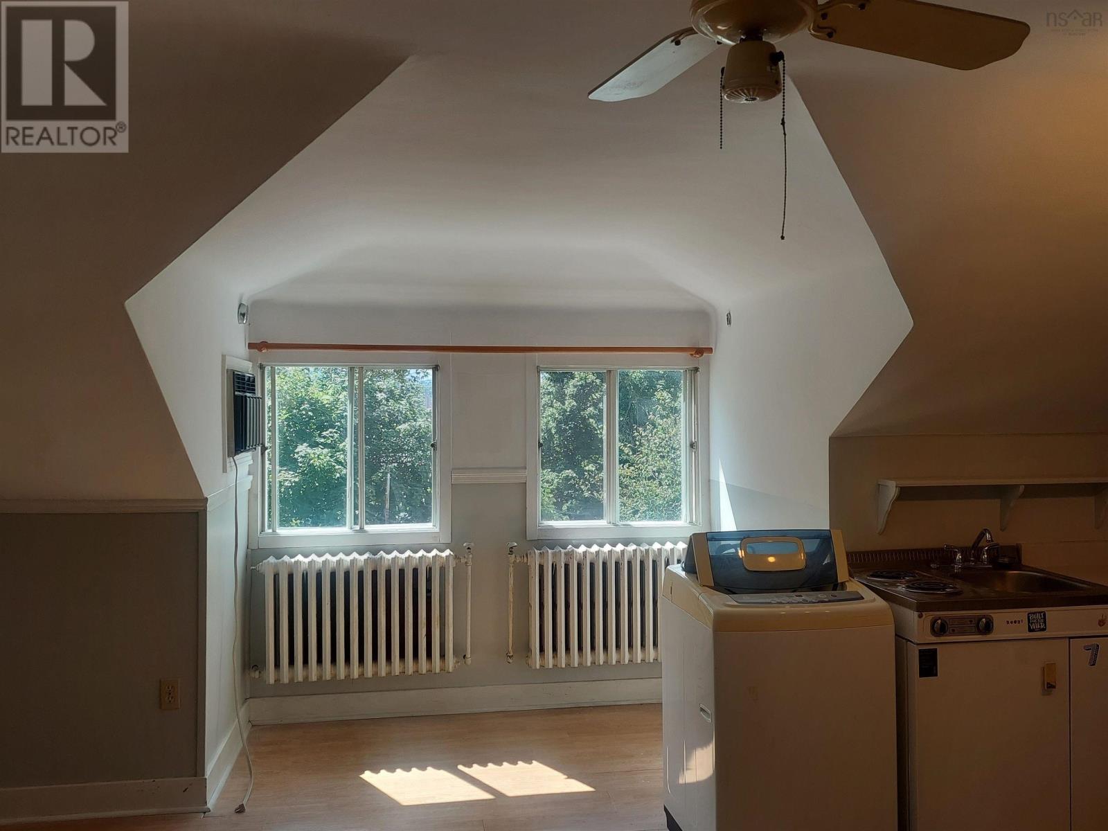 Property 10 of 20 of 3786/84 High Street