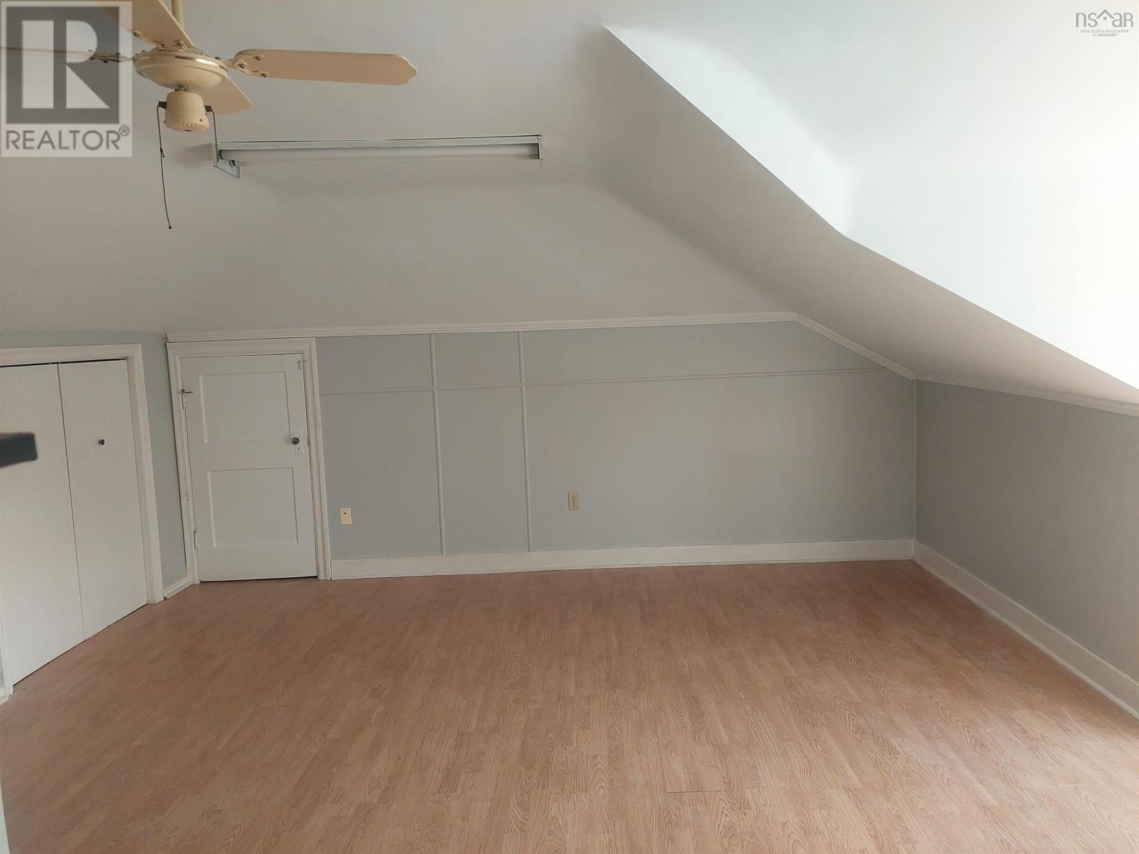 Property 12 of 20 of 3786/84 High Street