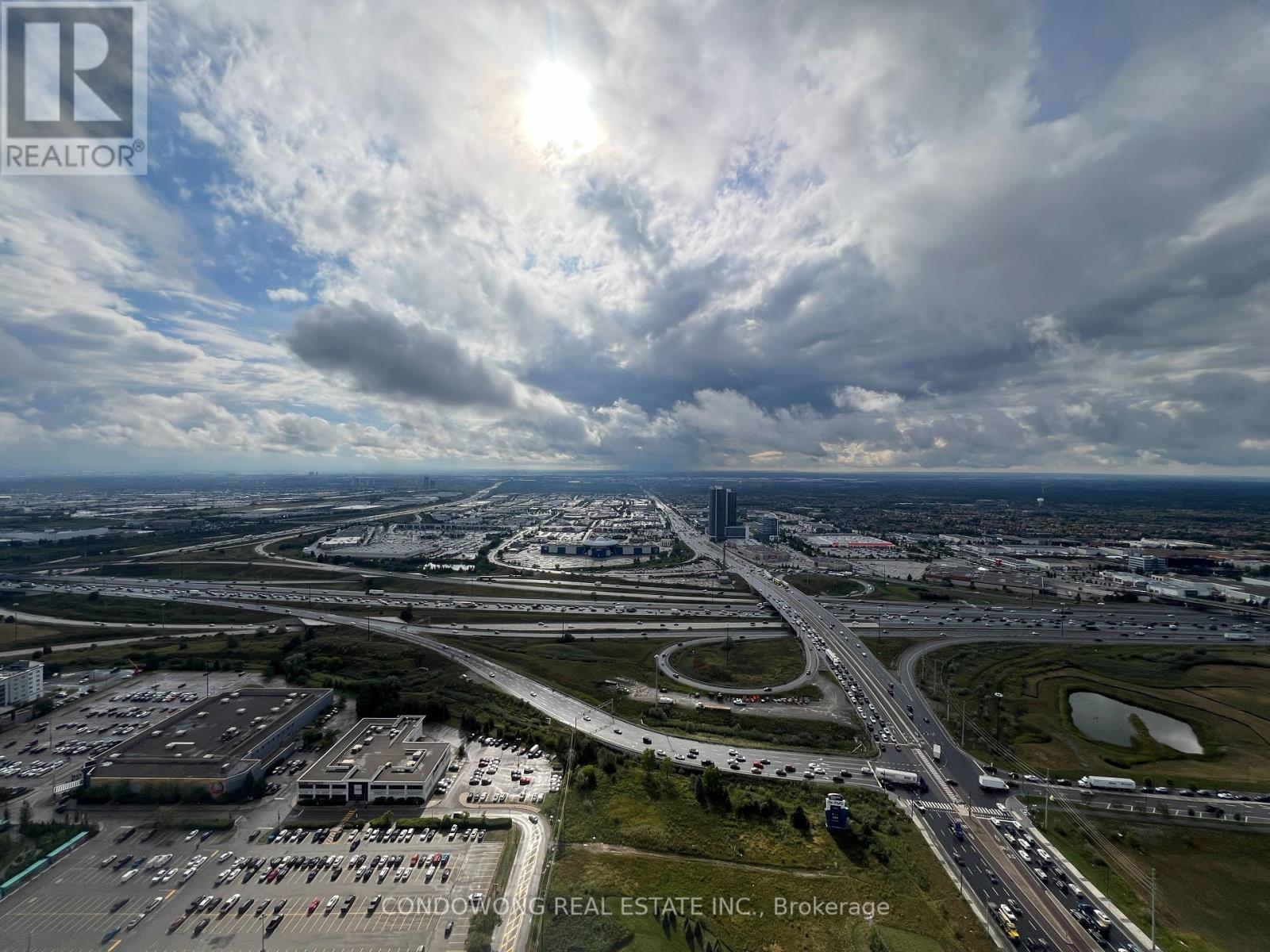 Photo 19 of 5307 195 Commerce Street, Vaughan ON