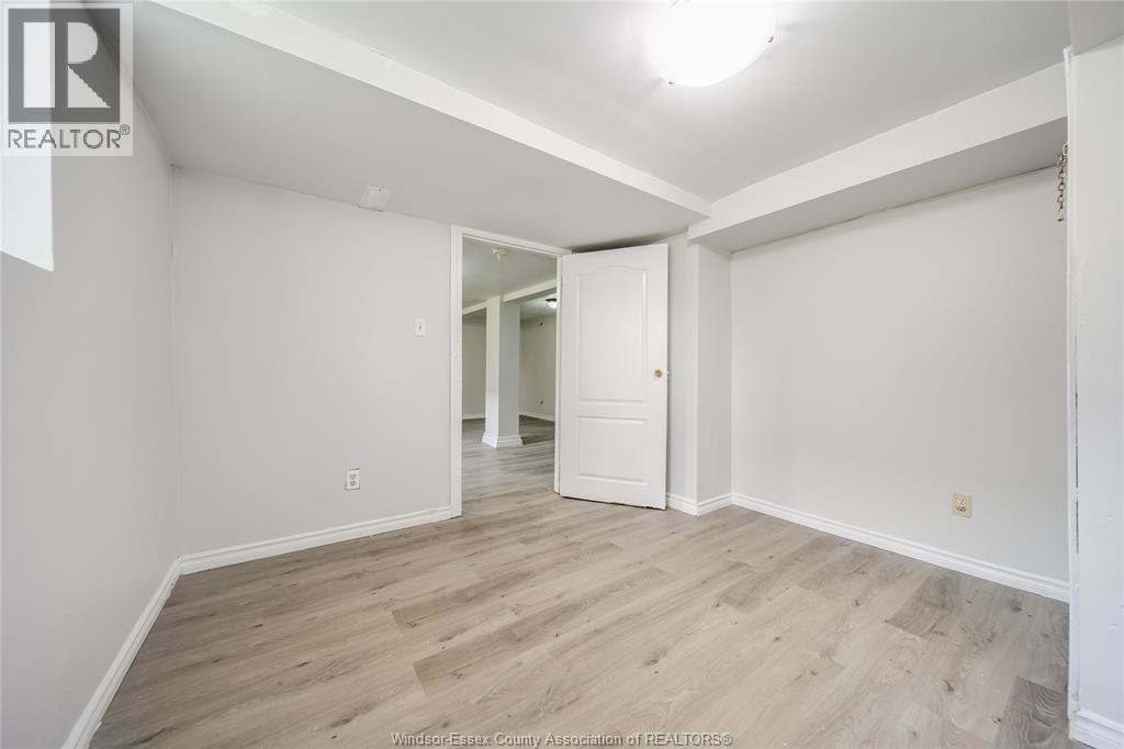 Photo 11 of 412 Prince Road, Windsor ON