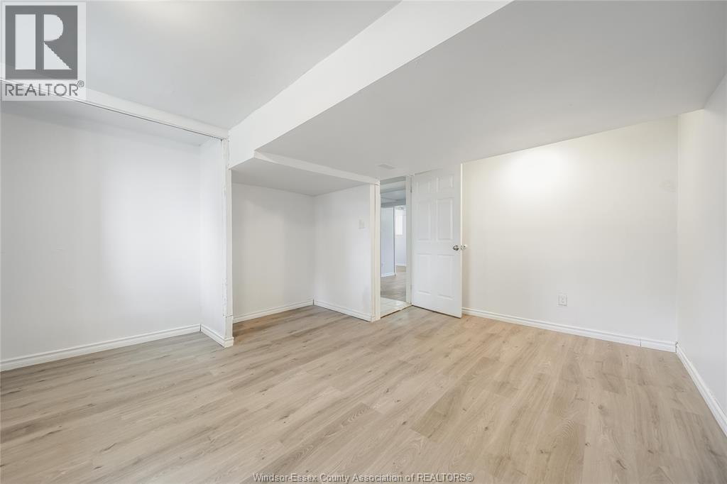 Photo 34 of 412 Prince Road, Windsor ON