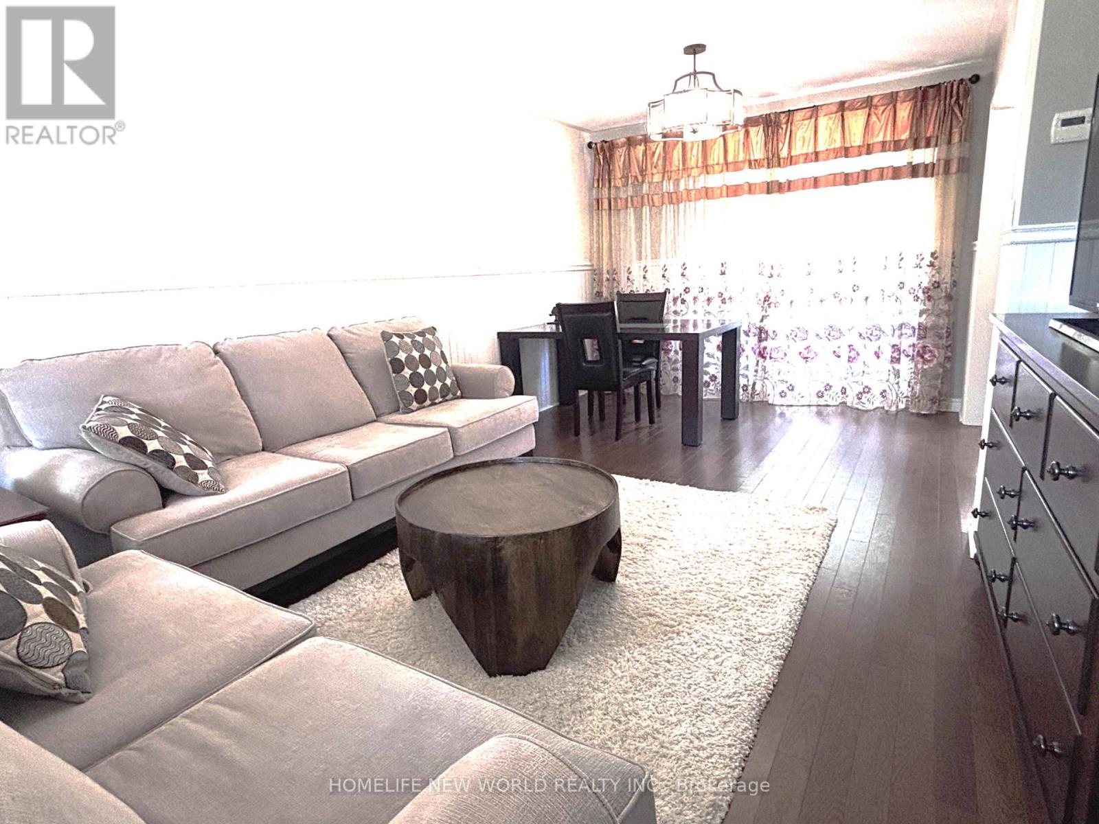 Photo 7 of 97 Bishop Drive, Barrie ON