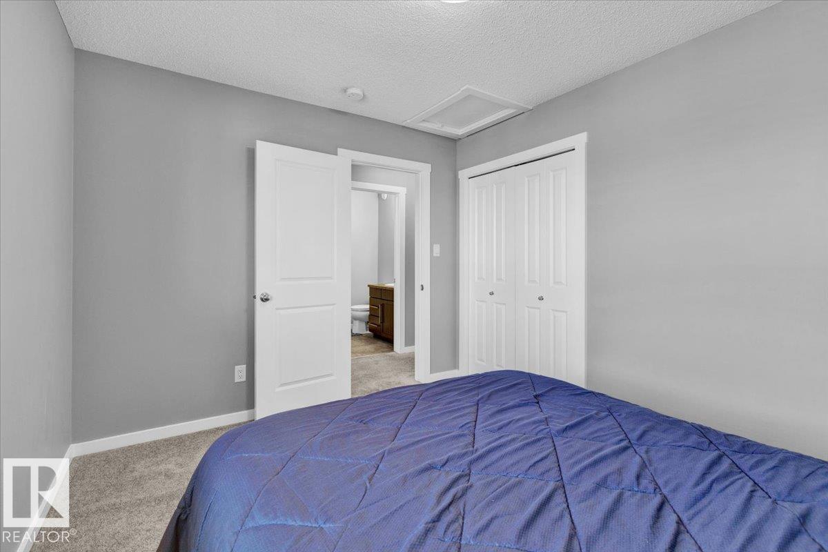 Photo 15 of 9463 209 St Nw, Edmonton AB