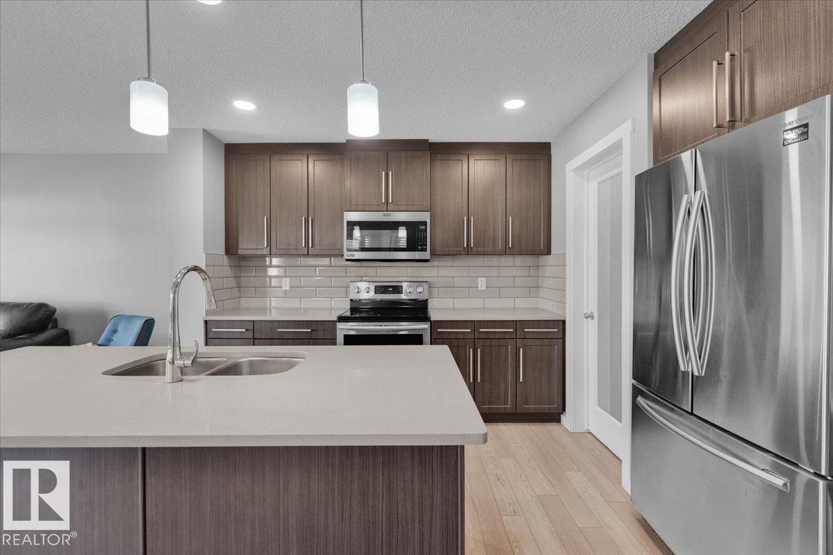Photo 39 of 9463 209 St Nw, Edmonton AB