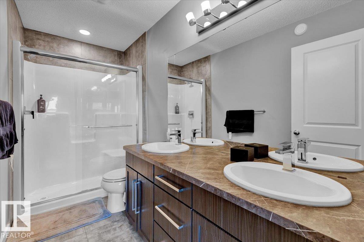 Photo 41 of 9463 209 St Nw, Edmonton AB