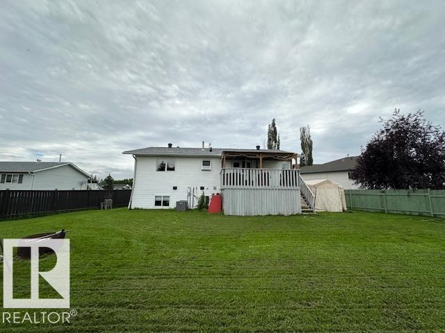 Photo 8 of 4511 49 Av, Thorsby AB