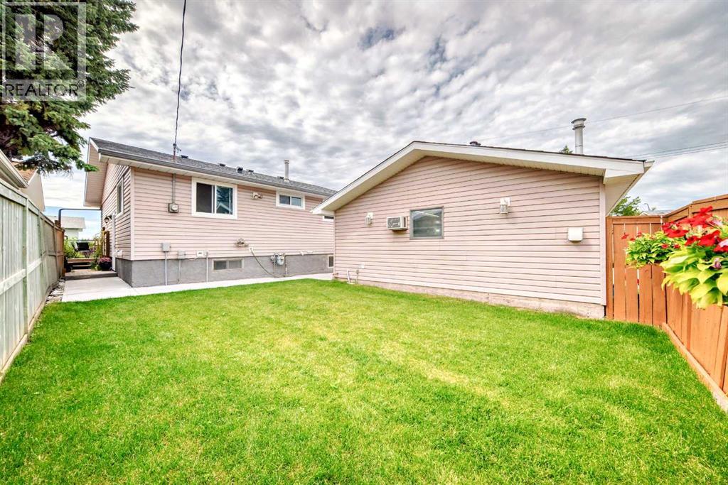 Single Family House Bungalow for Sale in  Madeira Drive NE Marlborough Park Calgary 