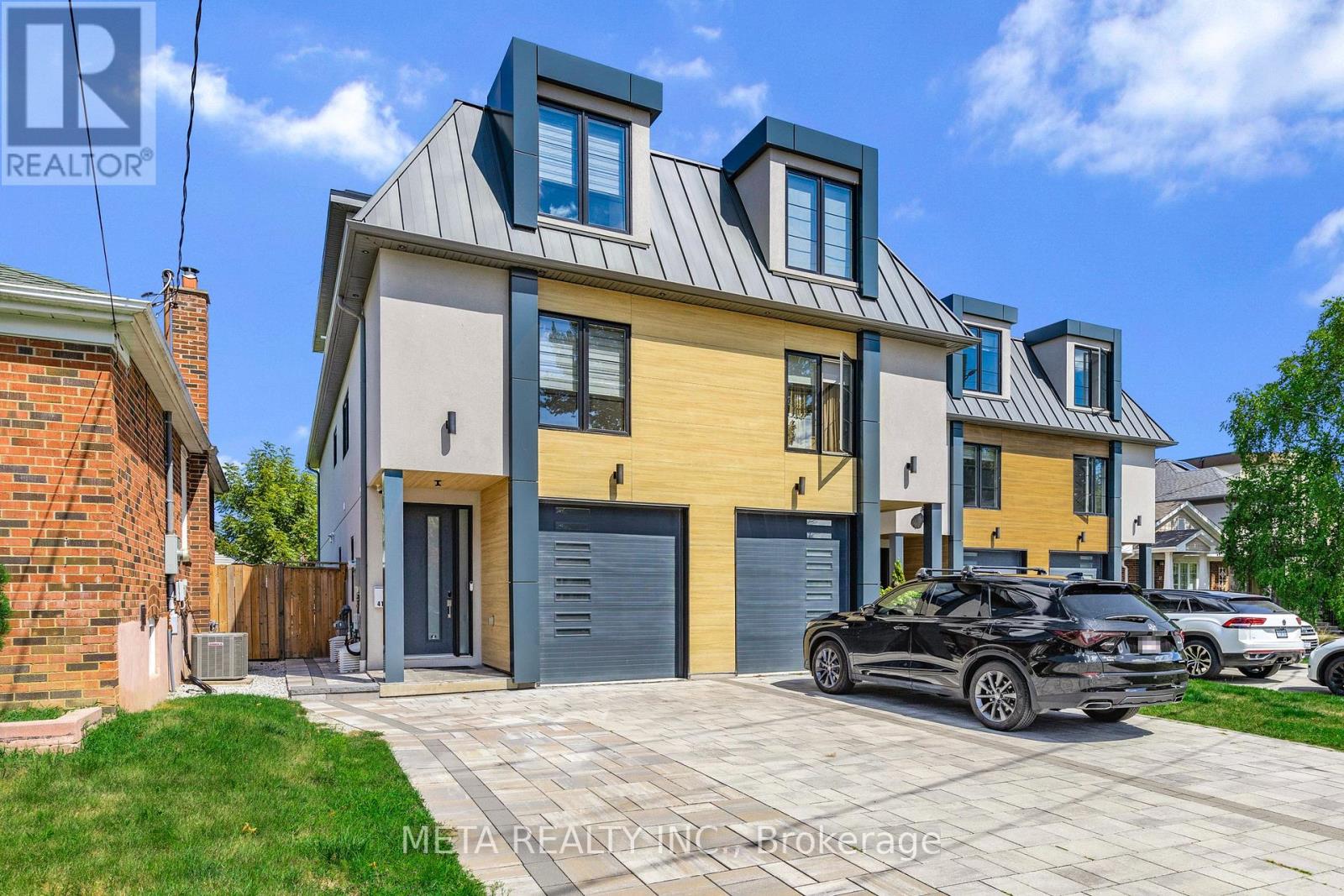 Photo 39 of 41 B Maple Avenue N, Mississauga ON