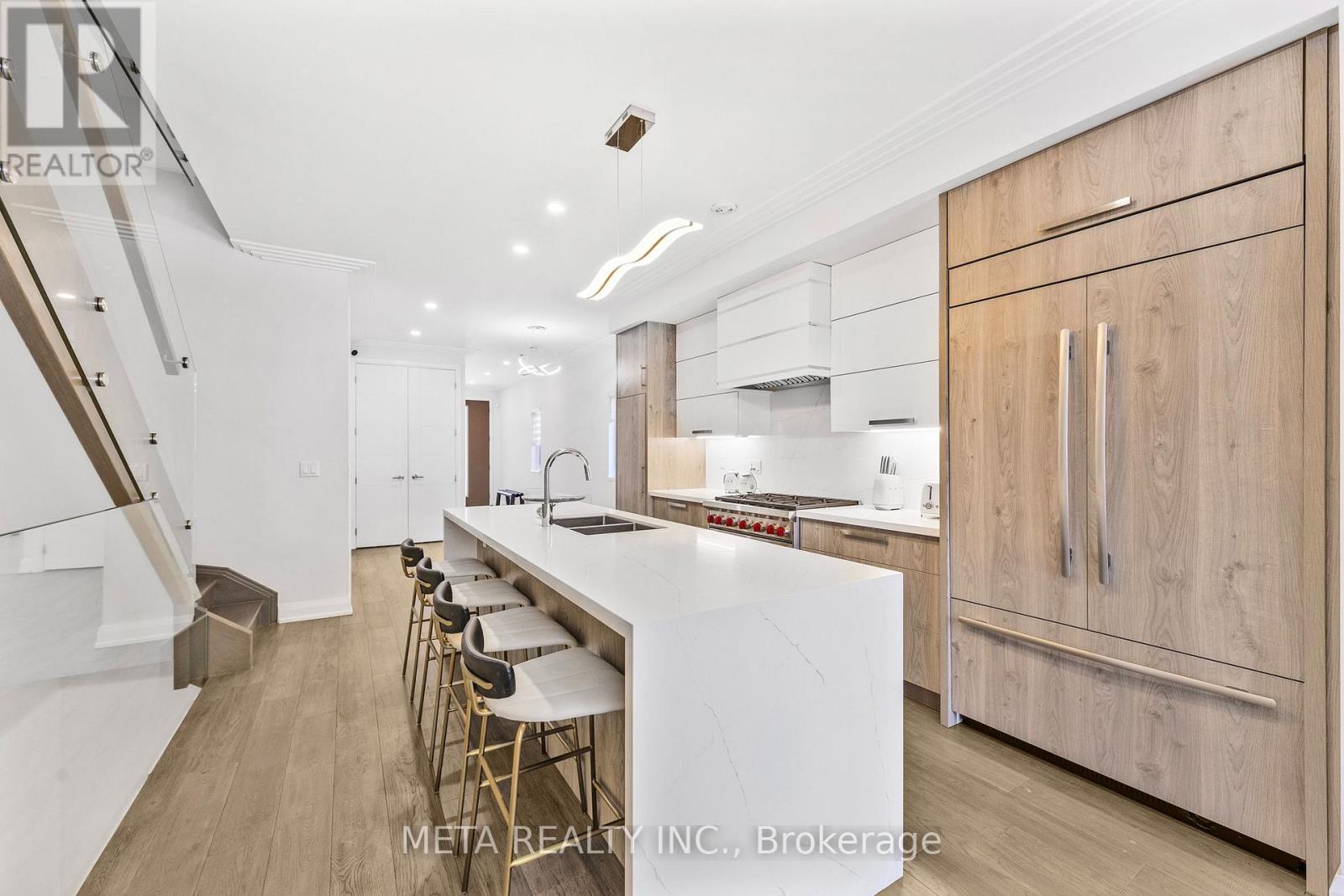 Photo 35 of 41 B Maple Avenue N, Mississauga ON