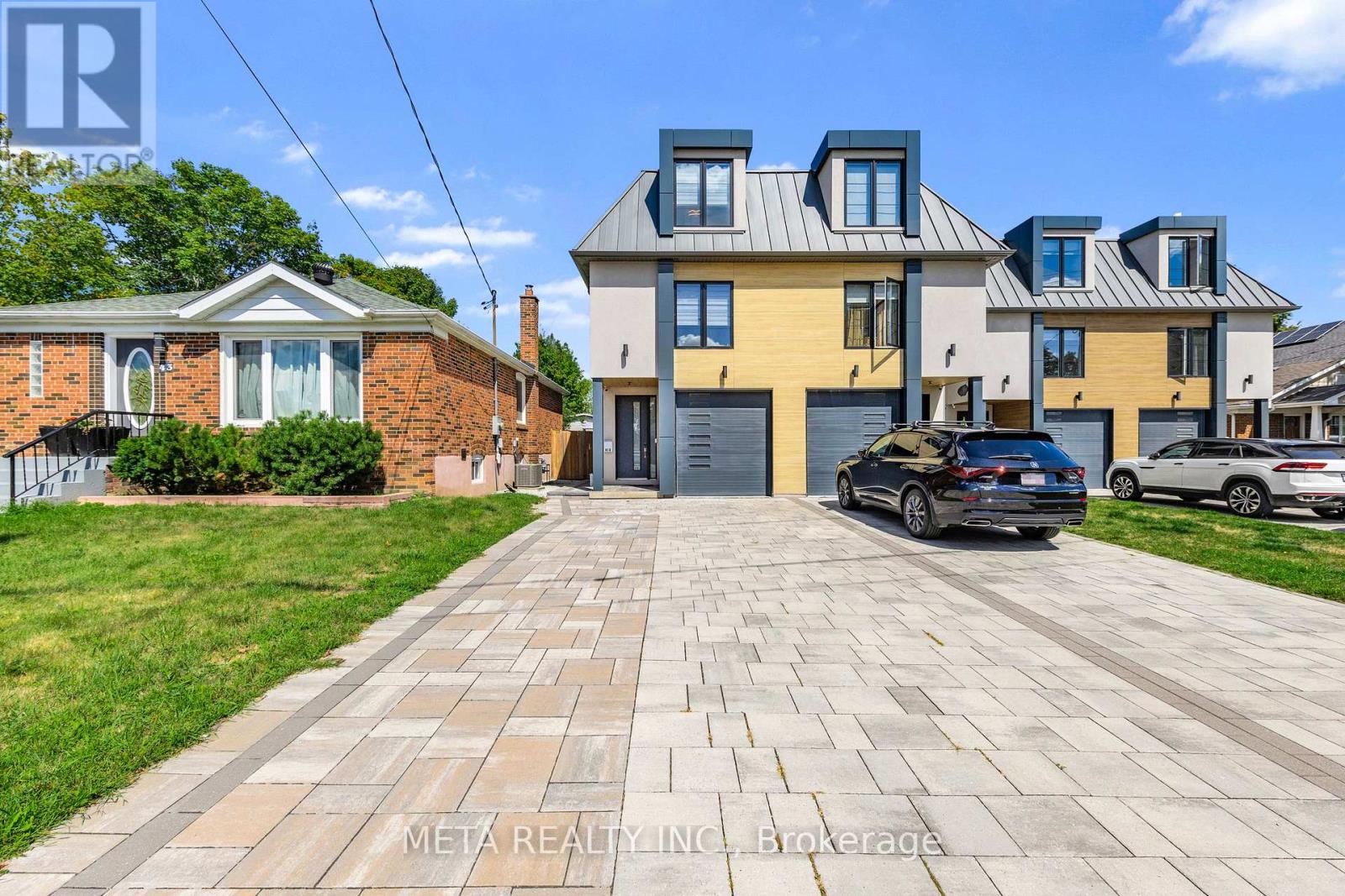 Photo 26 of 41 B Maple Avenue N, Mississauga ON