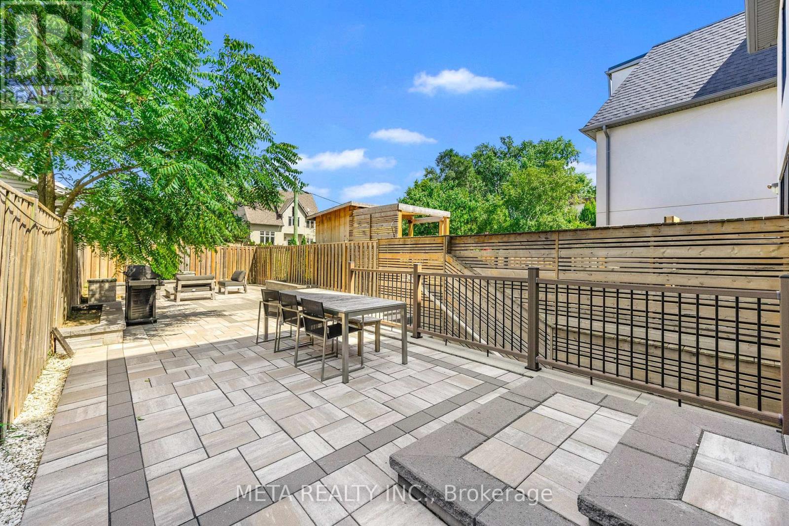 Photo 37 of 41 B Maple Avenue N, Mississauga ON