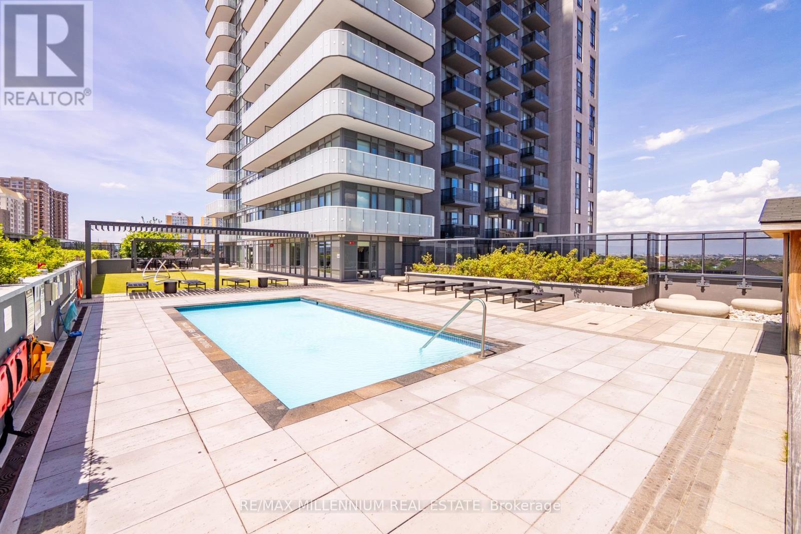 Photo 8 of 2921 8 Nahani Way, Mississauga ON