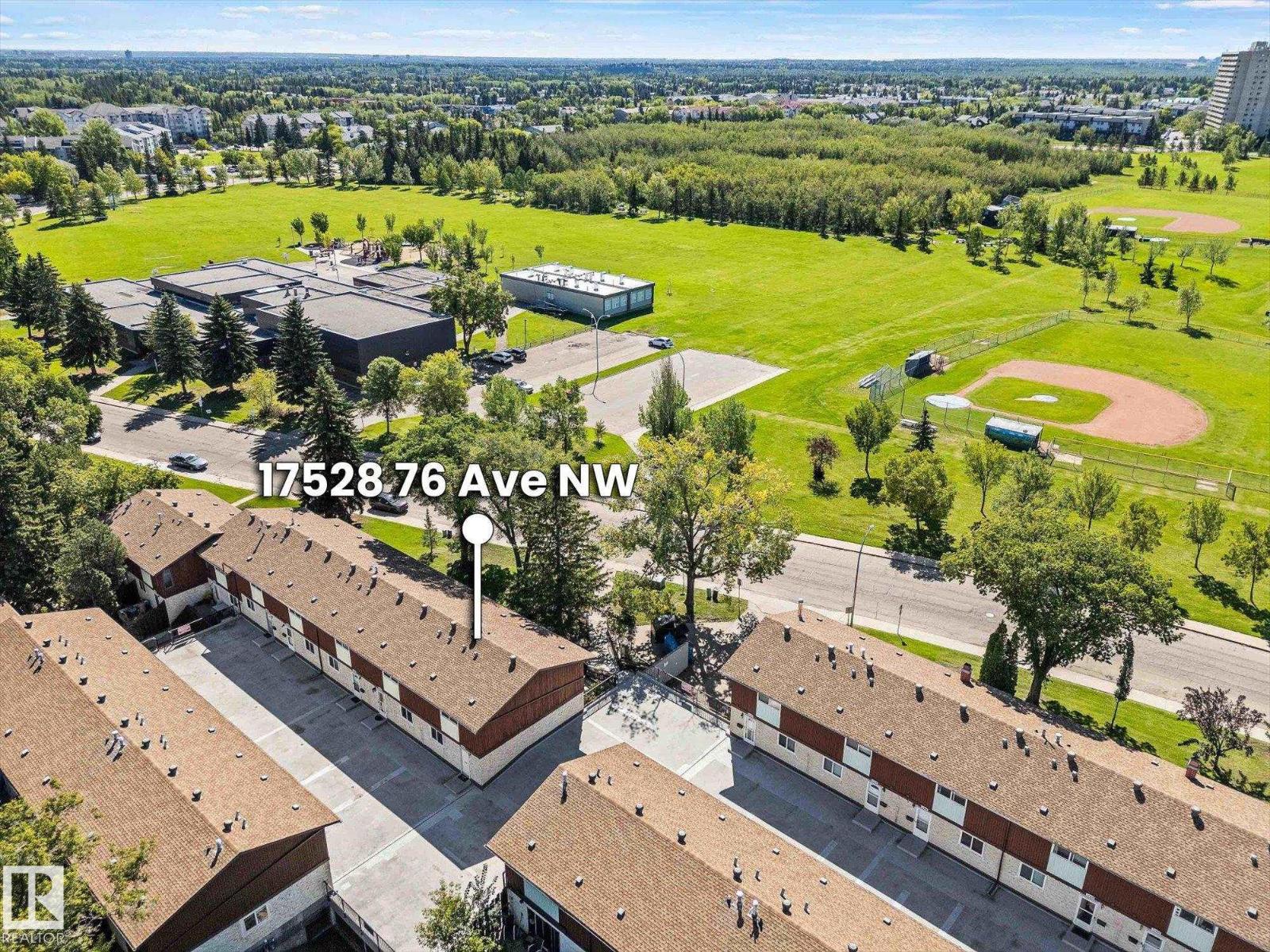 Photo 32 of 17528 76 Av Nw, Edmonton AB