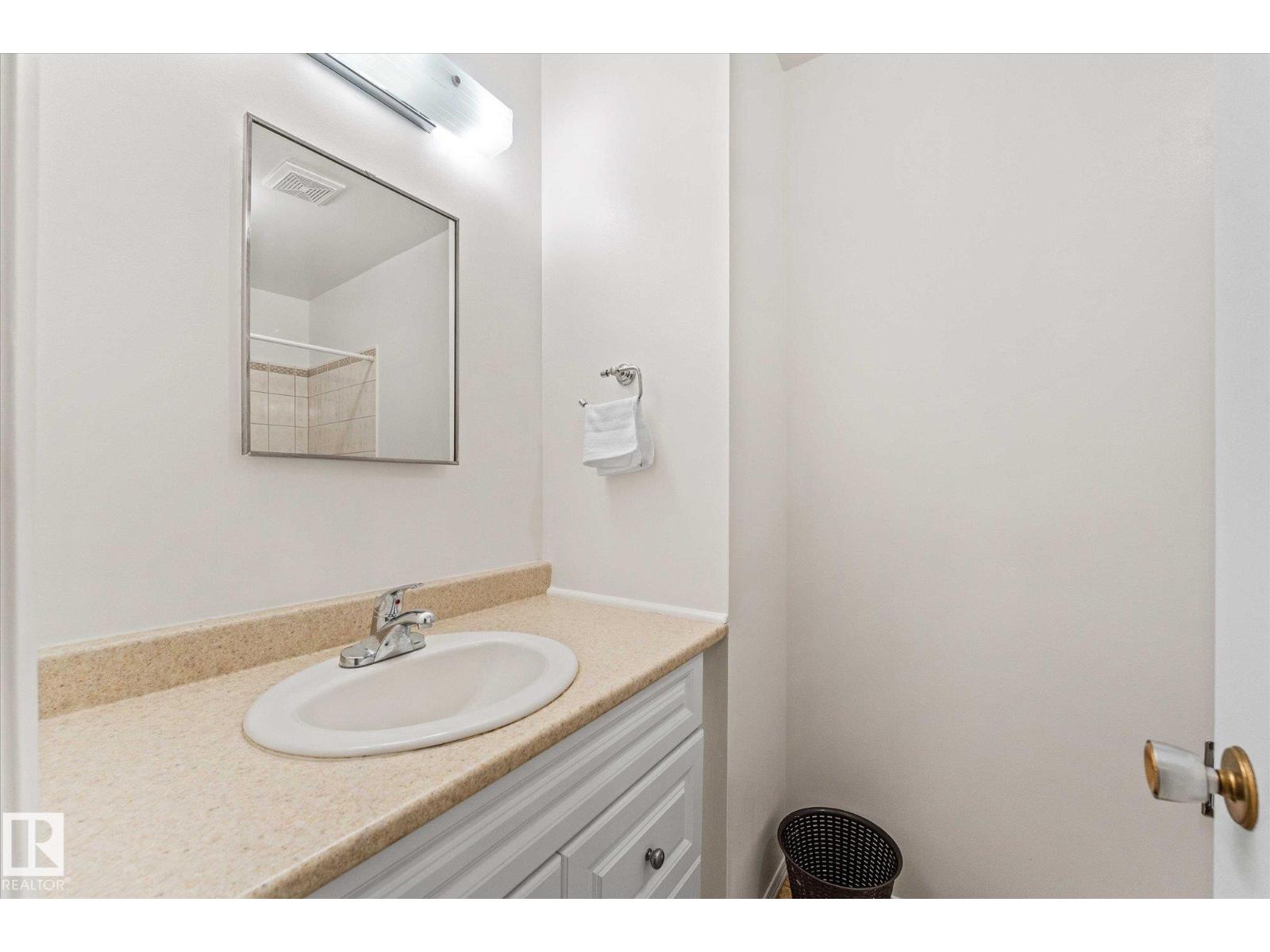 Photo 50 of 17528 76 Av Nw, Edmonton AB