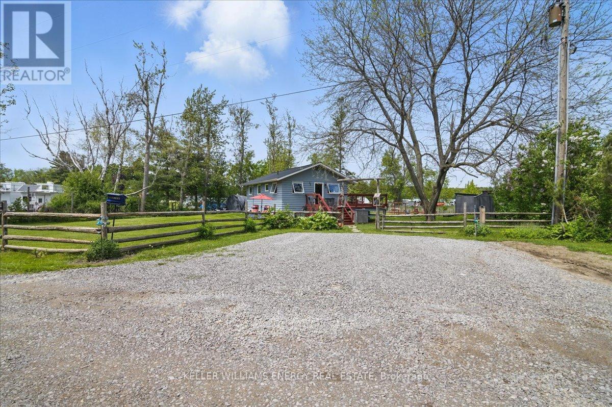 Photo 13 of 33 Lila Court, Kawartha Lakes ON