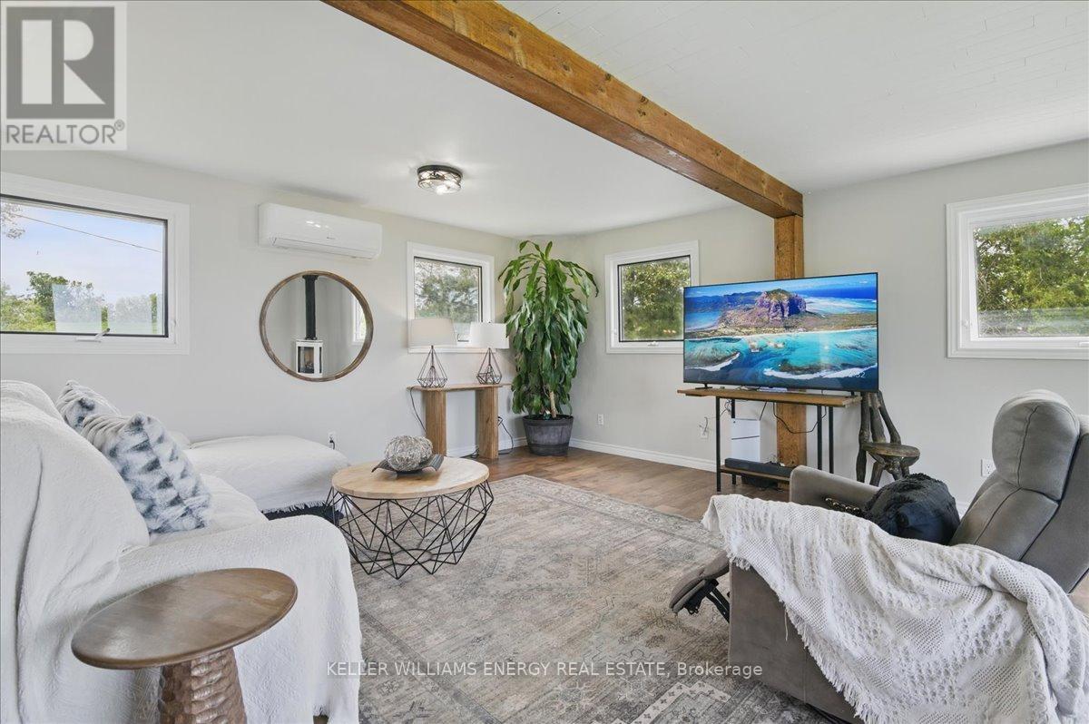 Photo 20 of 33 Lila Court, Kawartha Lakes ON