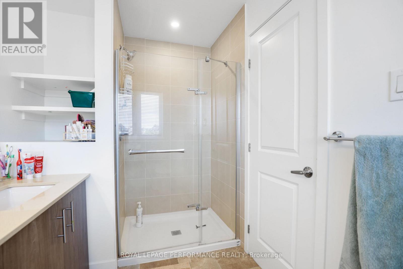 Photo 1 of 471 Fernside Street, Ottawa ON