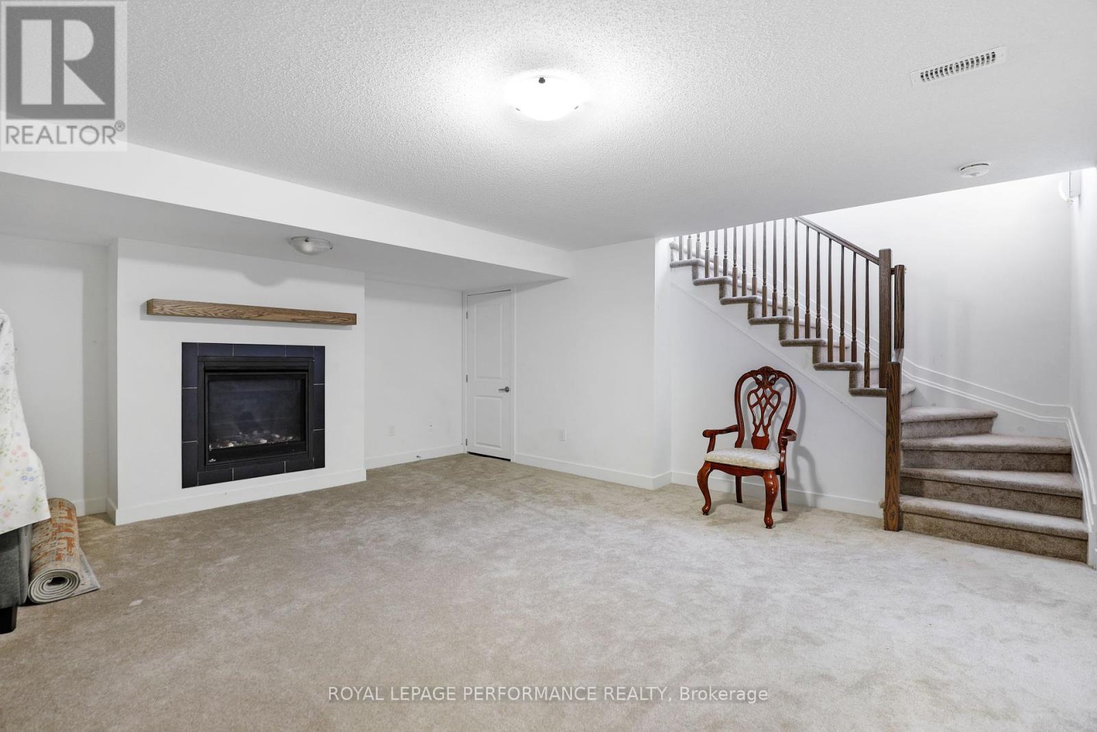 Photo 30 of 471 Fernside Street, Ottawa ON