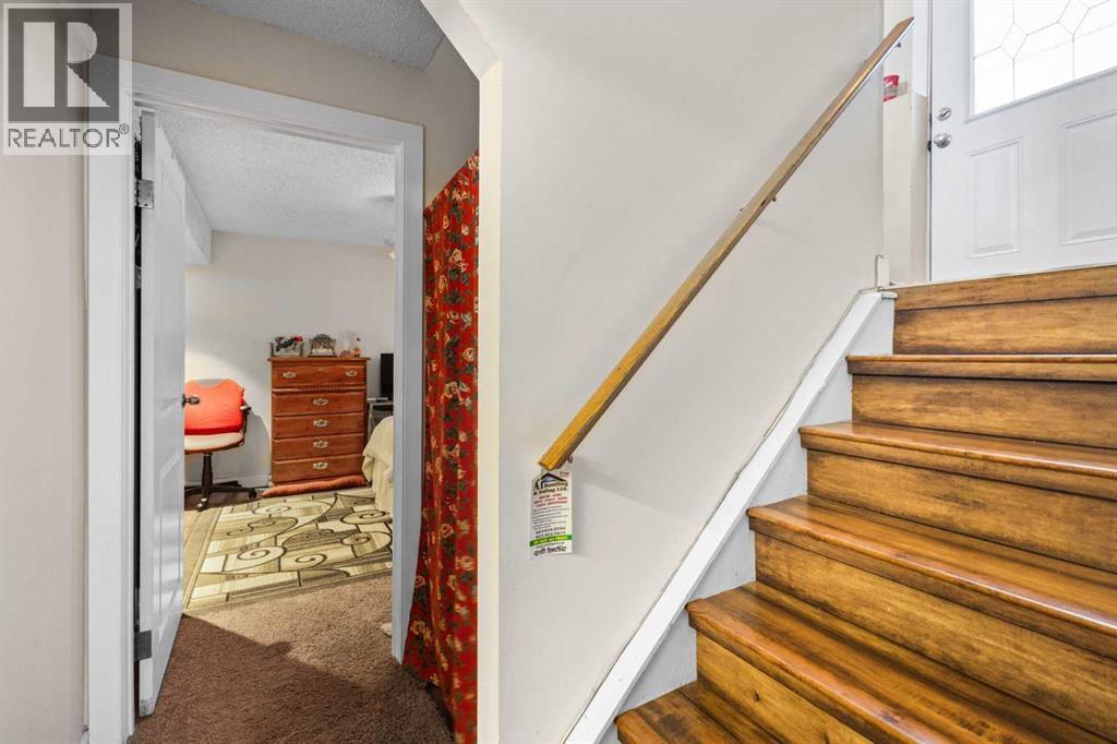 84 Fallswater Road NE, Calgary, Alberta