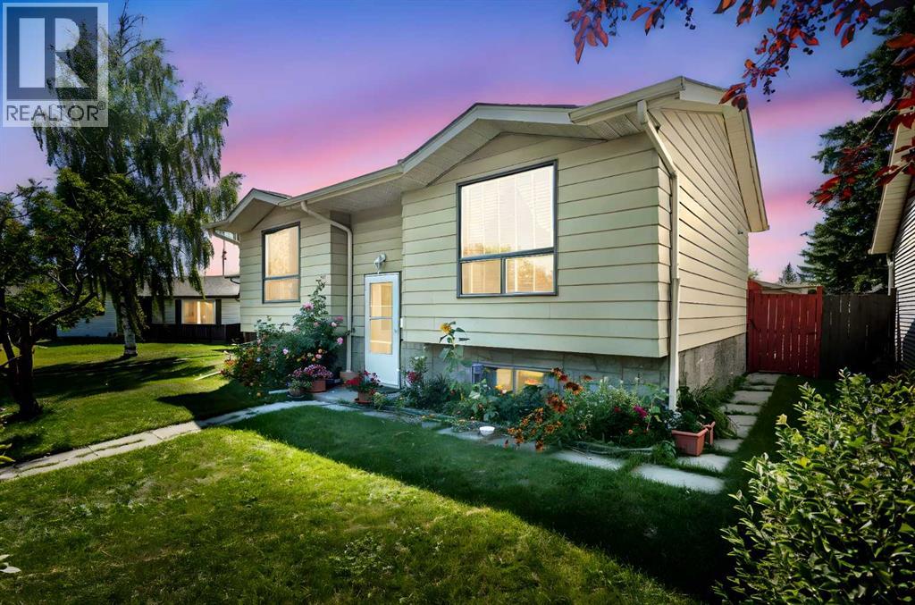 Photo 19 of 84 Fallswater Road Ne, Calgary AB