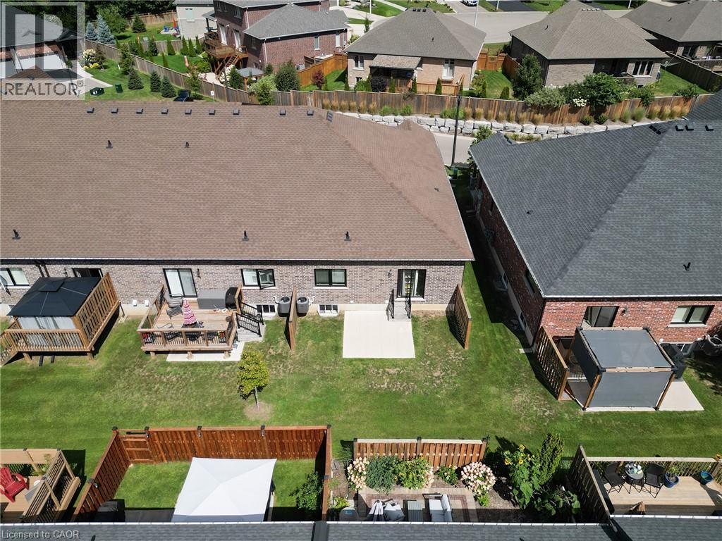Photo 2 of 14 Tamarack Way, Simcoe ON