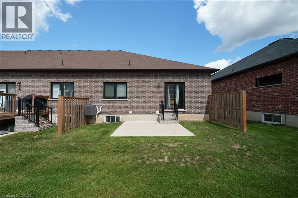 Photo 18 of 14 Tamarack Way, Simcoe ON