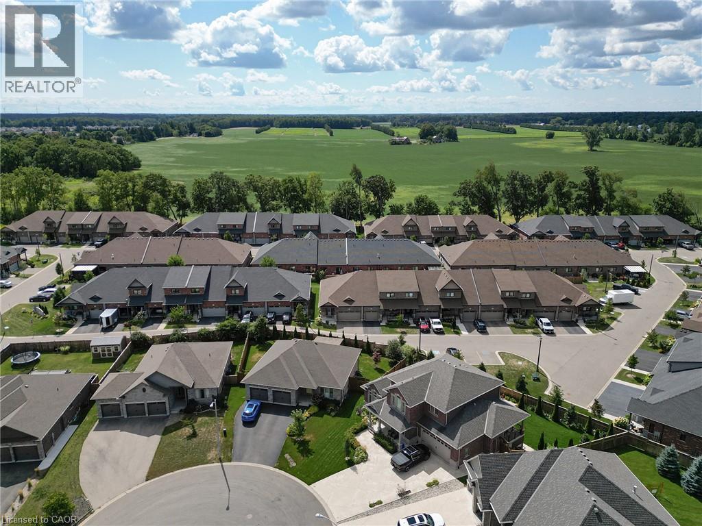 Photo 17 of 14 Tamarack Way, Simcoe ON