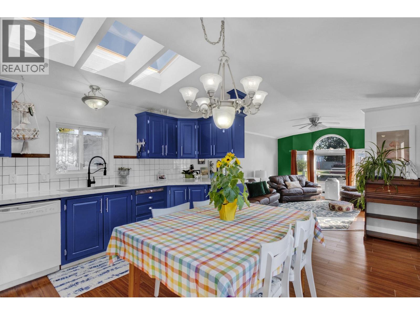 Photo 4 of 2986 Greenforest Crescent, Prince George BC