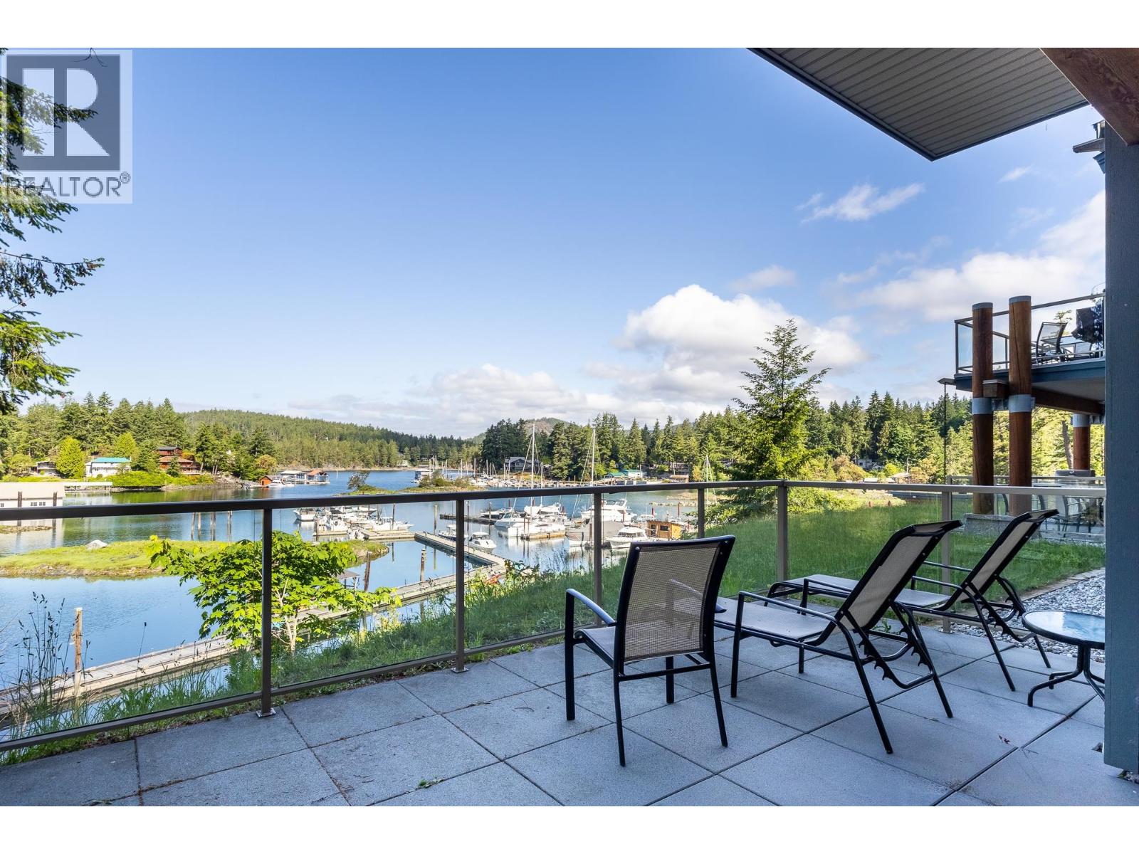 1D 12849 LAGOON ROAD, Madeira Park