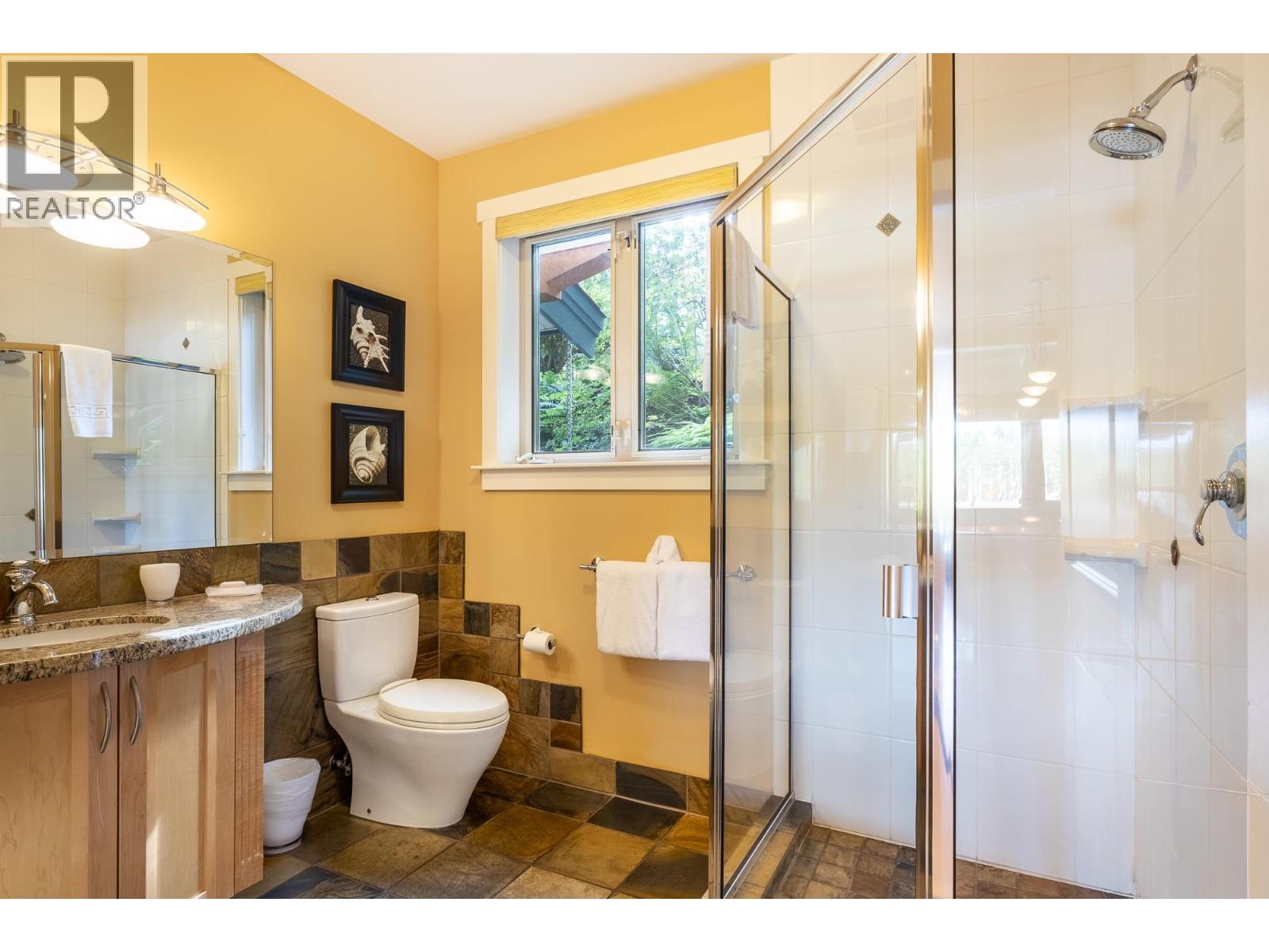 1D 12849 LAGOON ROAD, Madeira Park