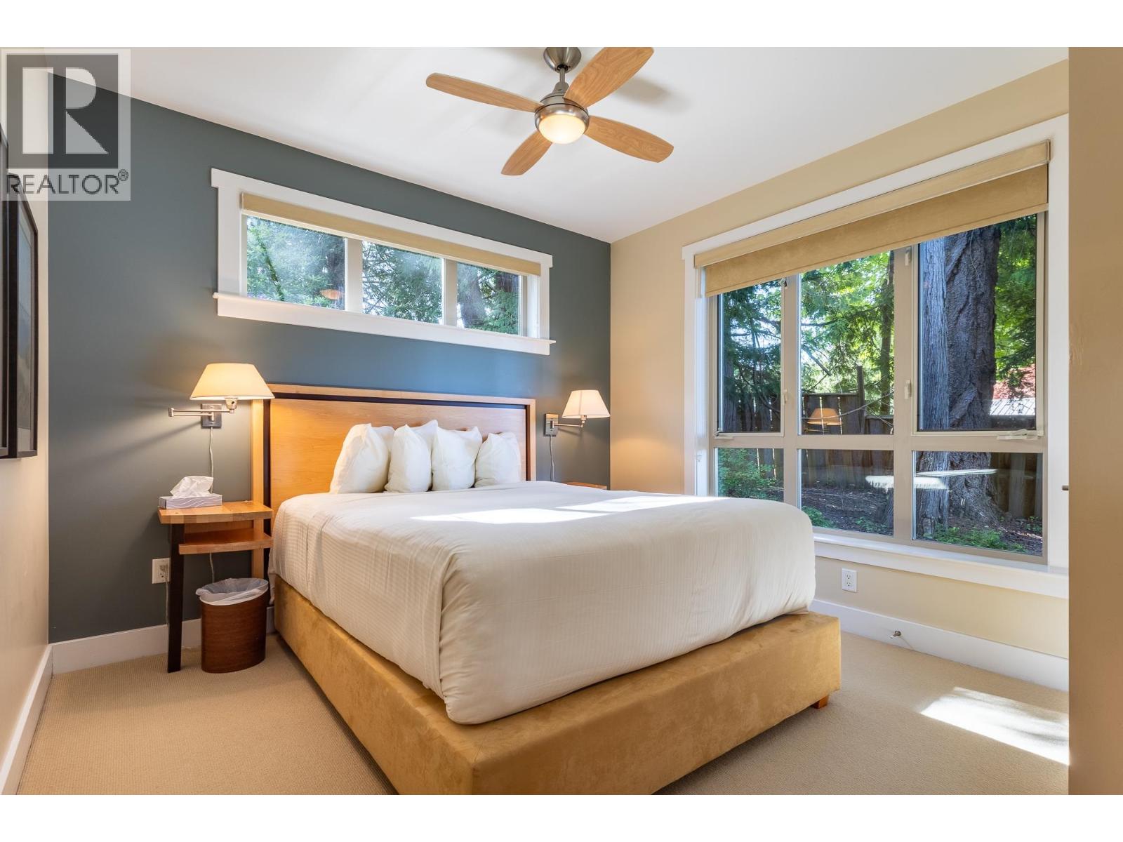 1D 12849 LAGOON ROAD, Madeira Park