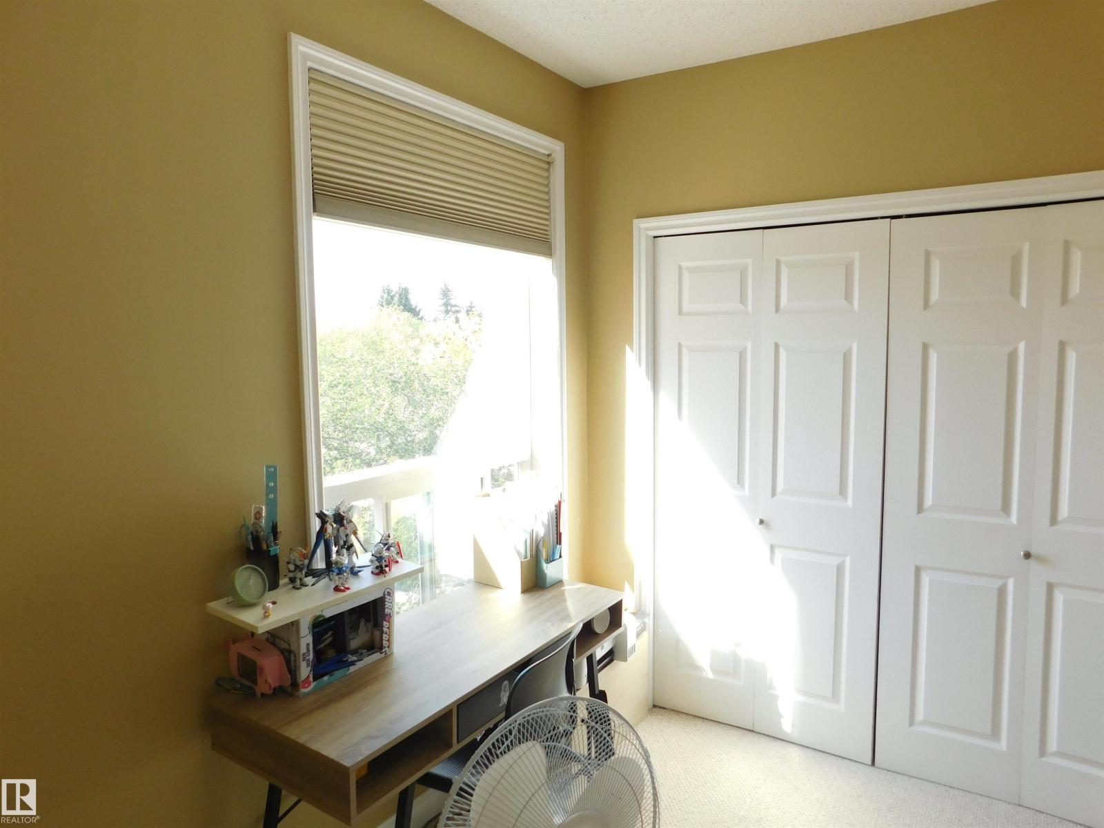 Photo 9 of 402 9120 156 St Nw, Edmonton AB