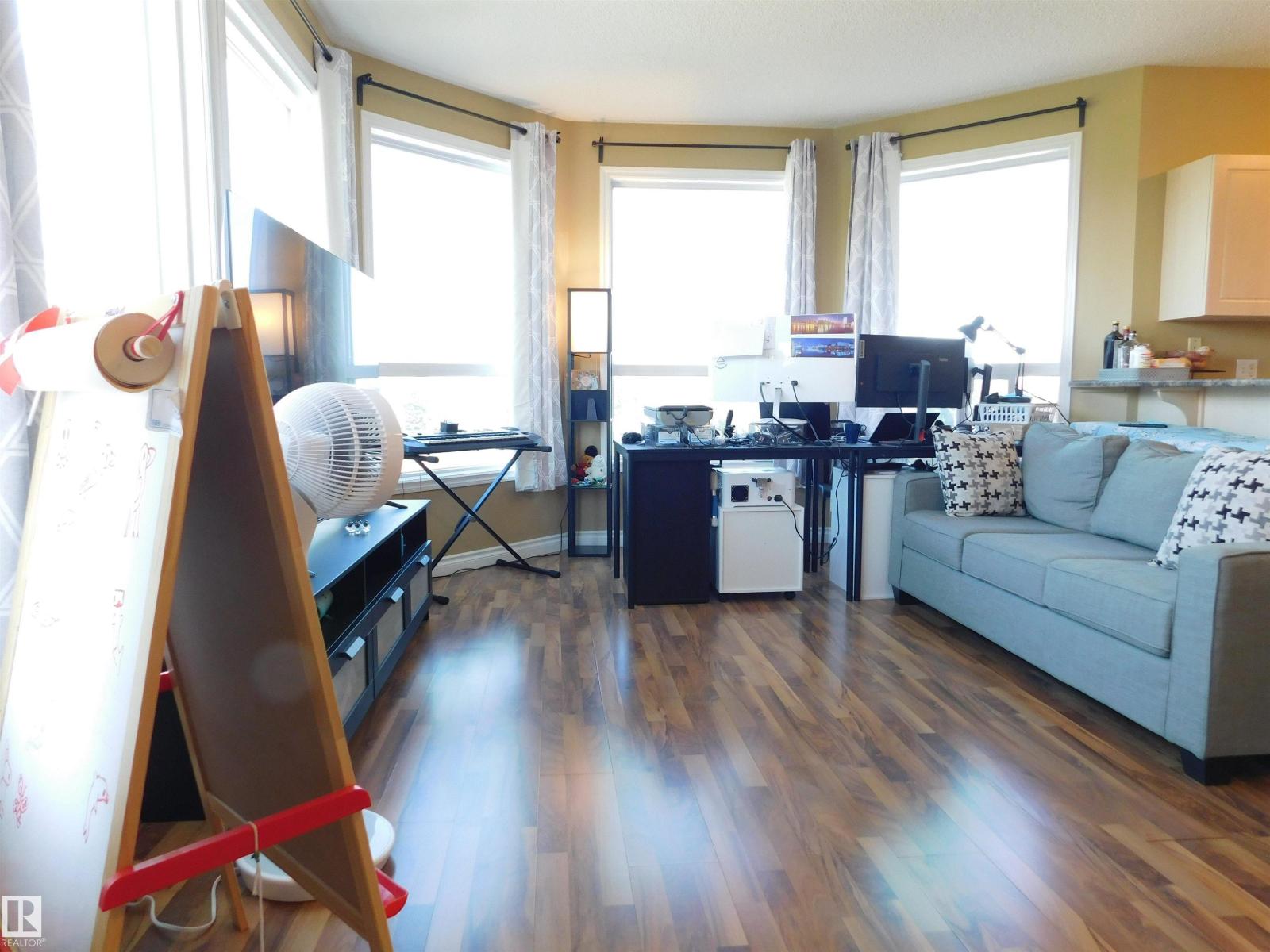 Photo 6 of 402 9120 156 St Nw, Edmonton AB