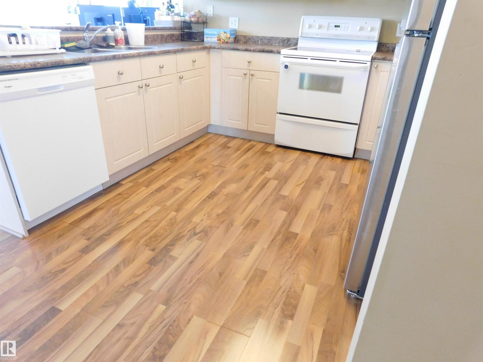 Photo 27 of 402 9120 156 St Nw, Edmonton AB